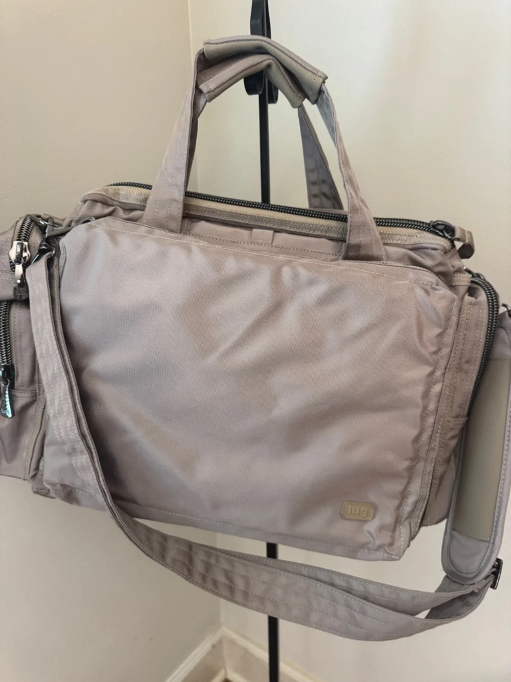 LUG Atlas Ultra X travel/work bag w/padded Laptop compartment